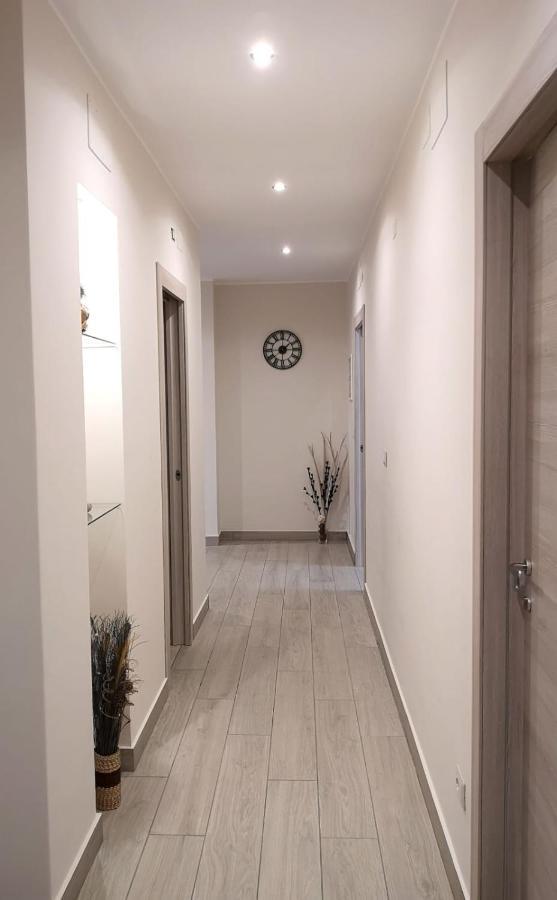 Il Balcone Di Galatea Apartman Acireale Kültér fotó